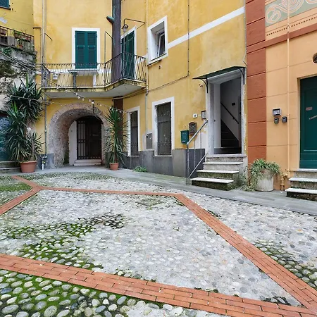 - Il Terrazzino Di Zia * Lerici